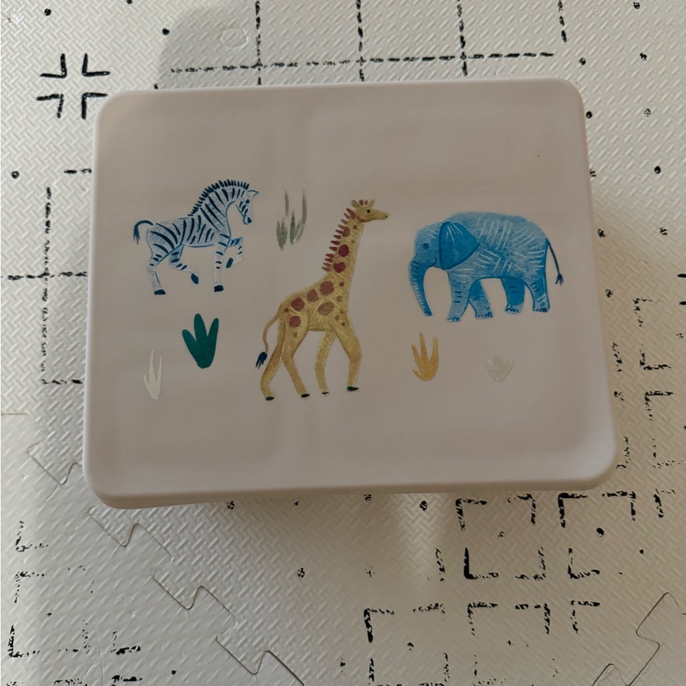Silicon zoo animal lunch box
